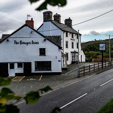 Hotel The Berwyn Arms Corwen Exterior foto